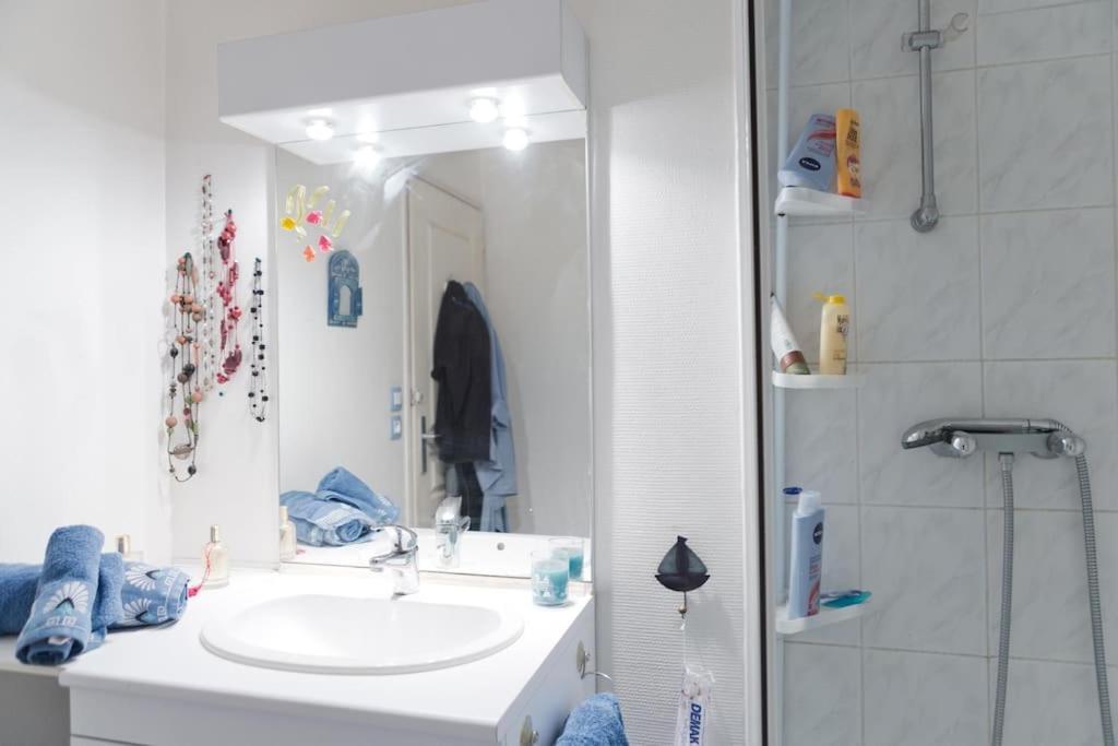 Chambre Chez L'Habitant - Proche Du Centre - Salle D'Eau Et Wc Prives Bordeaux Eksteriør bilde